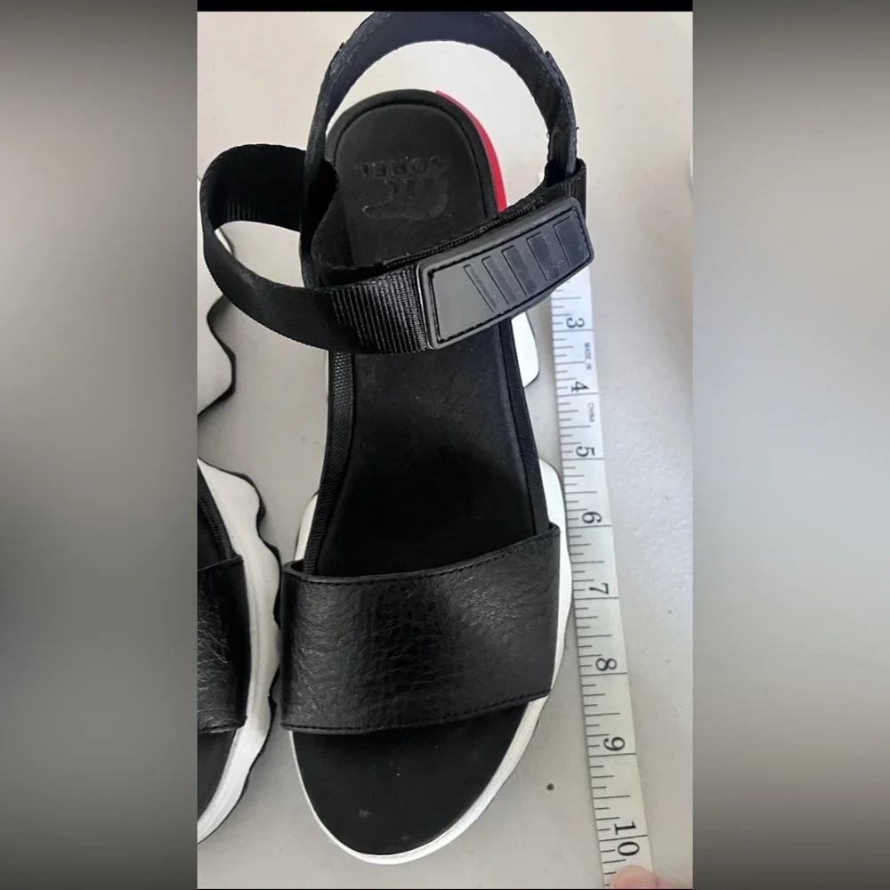 Sorrel Women's Kinetic Y- Strap Sporty Sandal Black Leather Sz 7 US NL 3567-010 - Picture 6 of 7